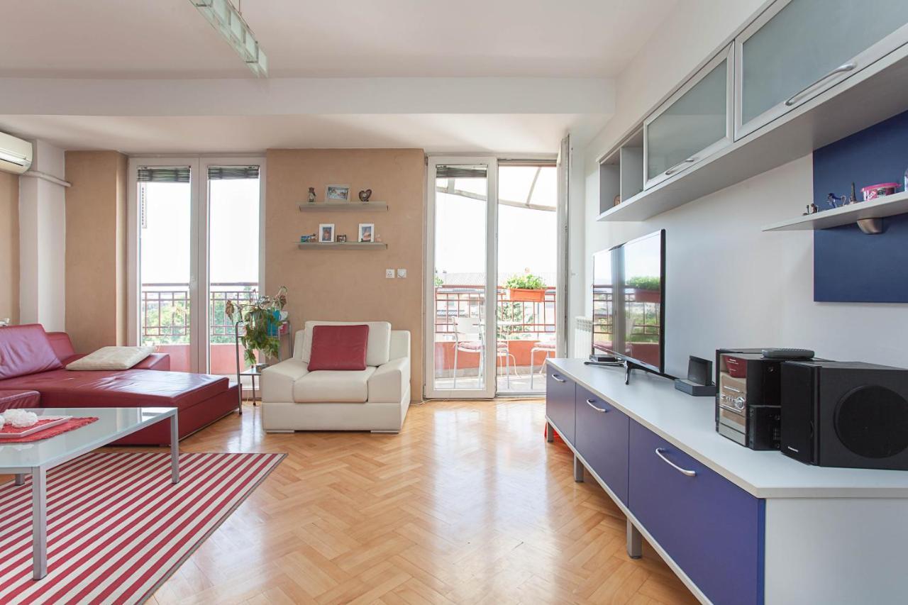 Red Apartment Escópia Exterior foto